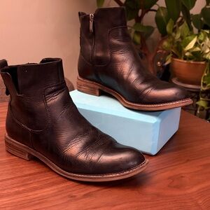Franco Sarto Hoda Black Chelsea Leather Boots
